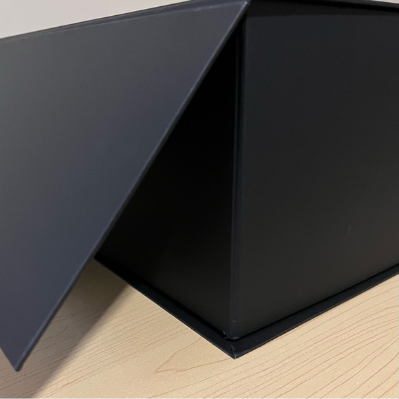 Authentic Chanel Large Magnetic Box Gift Set - Picture 2 of 15